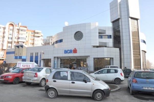 Ce program va avea BCR de Paşte